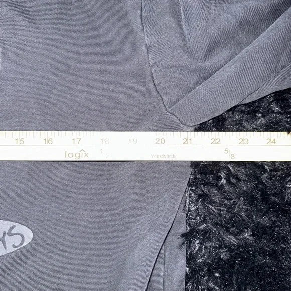 BKYS Sweatshirt Mens Large Black Lucky Charm Bunny Graphic Pullover Crewneck - Picture 7 of 9